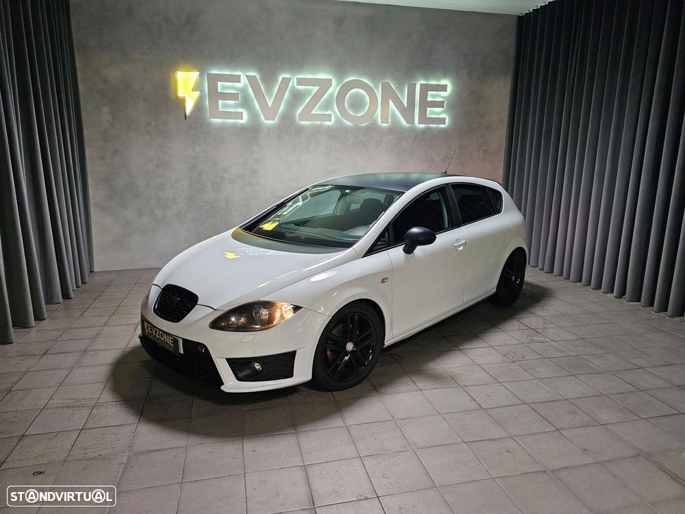 SEAT Leon 2.0 TDI FR DPF - 1