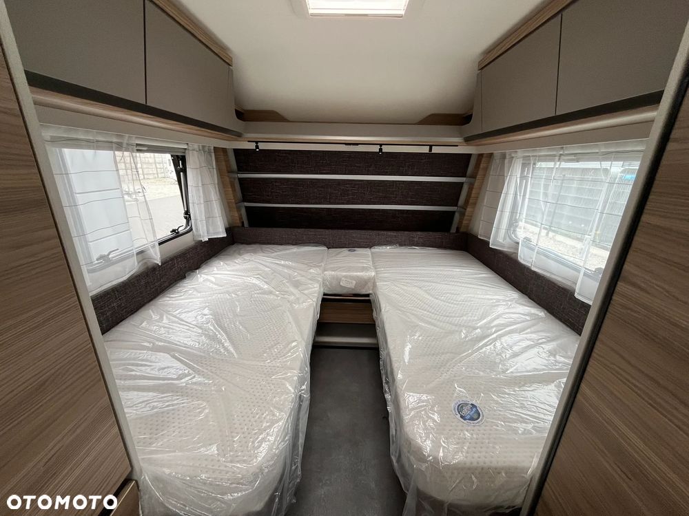 Dethleffs Nomad 490 EST - 12