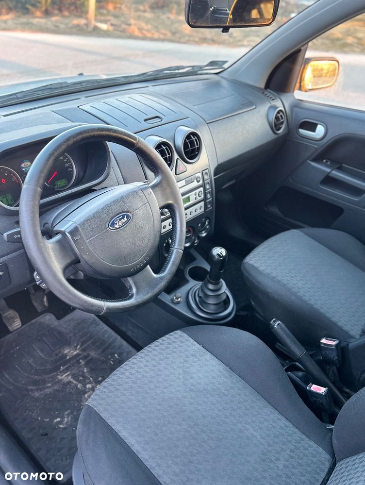 Ford Fusion 1.4 TDCI Trend - 9