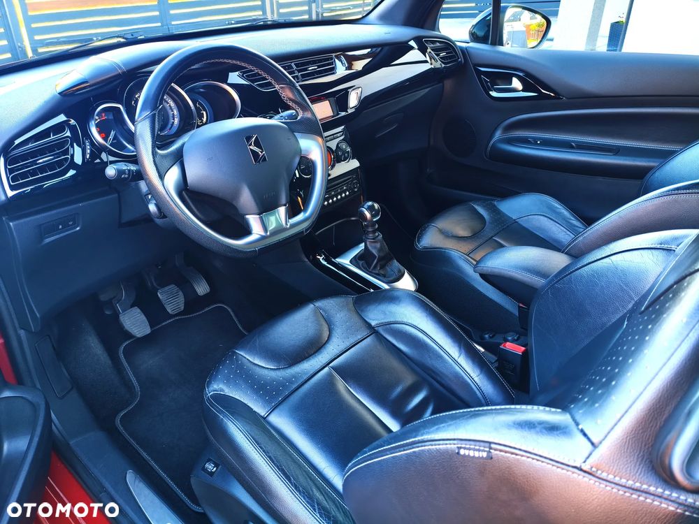 DS Automobiles DS 3 - 10