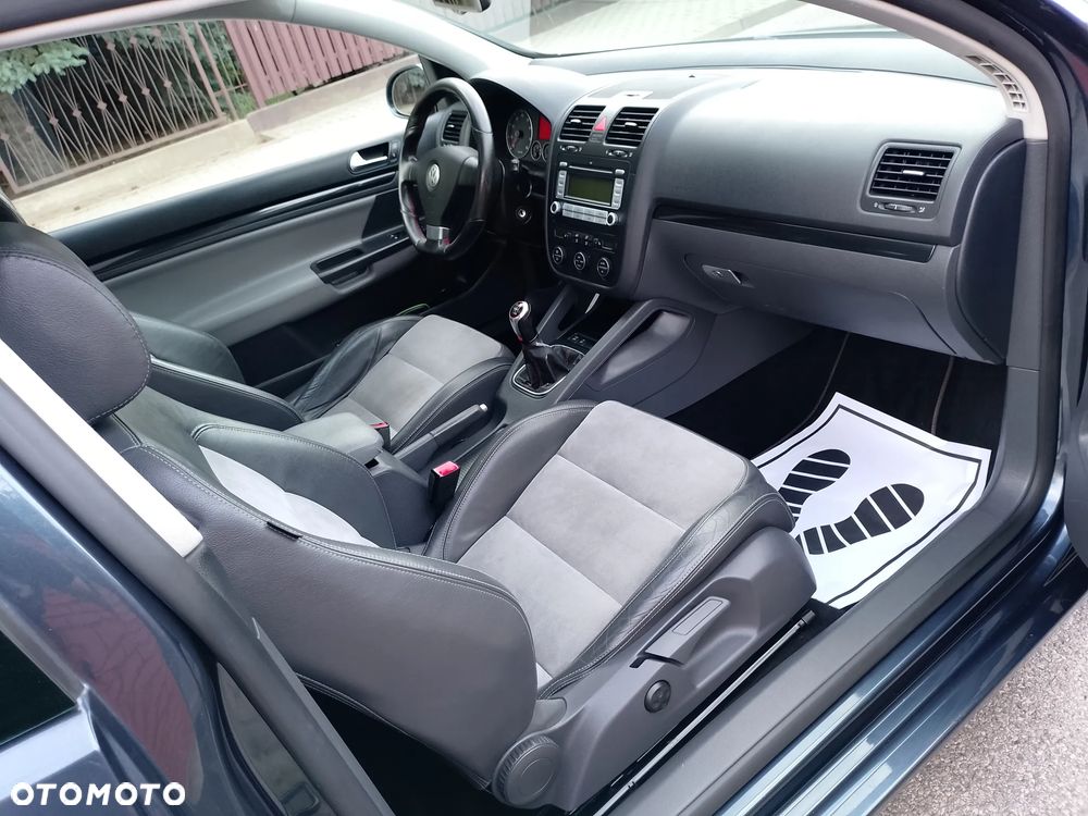 Volkswagen Golf 1.4 TSI Highline - 14