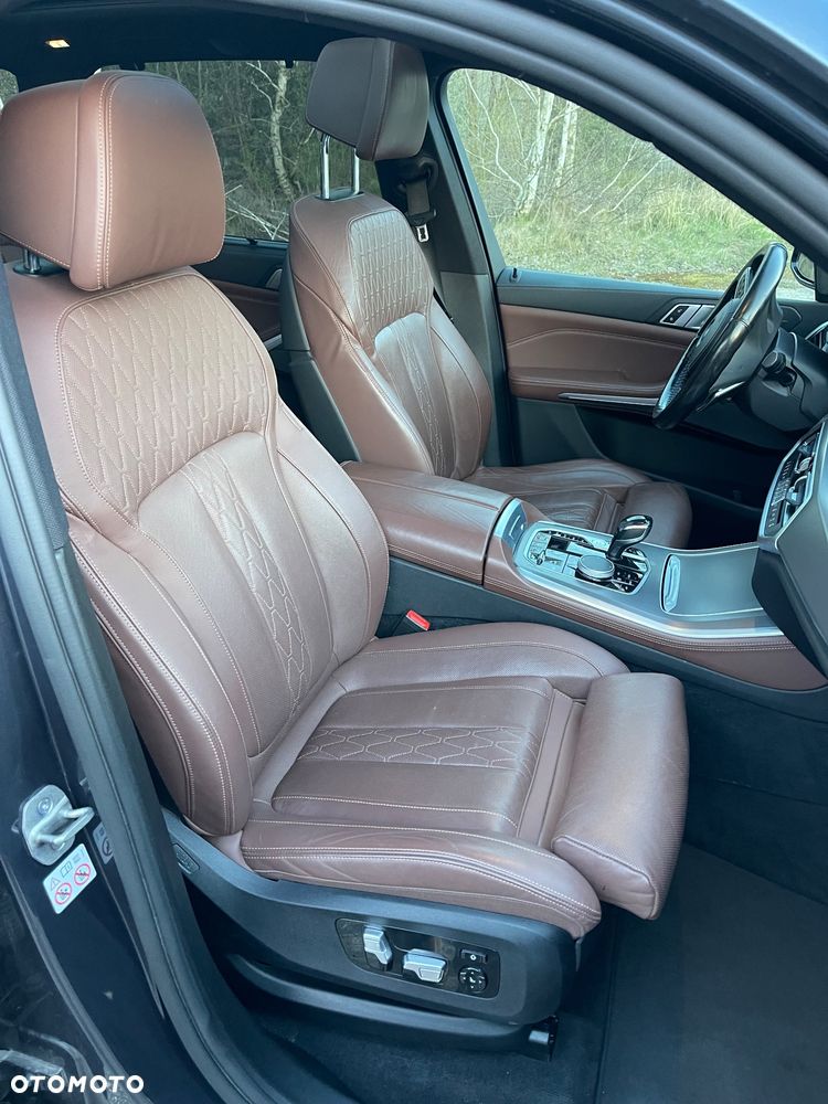 BMW X5 xDrive45e - 33