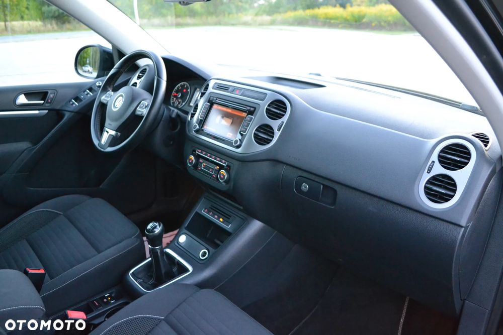 Volkswagen Tiguan 2.0 TDI DPF 4Motion BlueMotion Technology Cup Sport & Style - 27