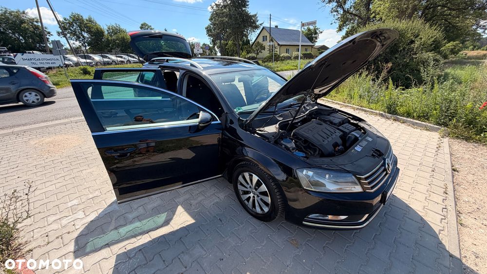 Volkswagen Passat Variant 2.0 TDI DPF Sportline - 3