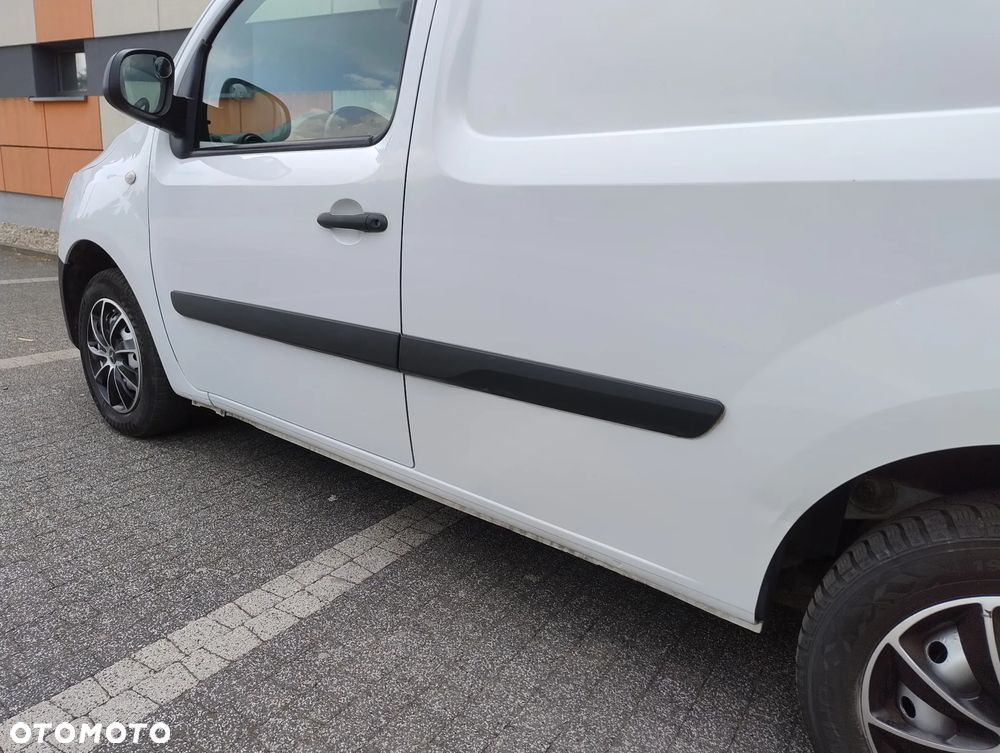 Mercedes-Benz CITAN 111 CDI (110KM) 6-BIEGÓW (L1H1) STAN IDEALNY KLIMA 100% BEZWYPADKOWY 100% SERWIS KM NIE MA RDZY ! ! ! - 27