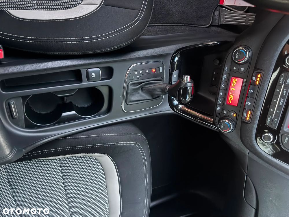 Kia Ceed 1.6 GDI DCT Platinum Edition - 14