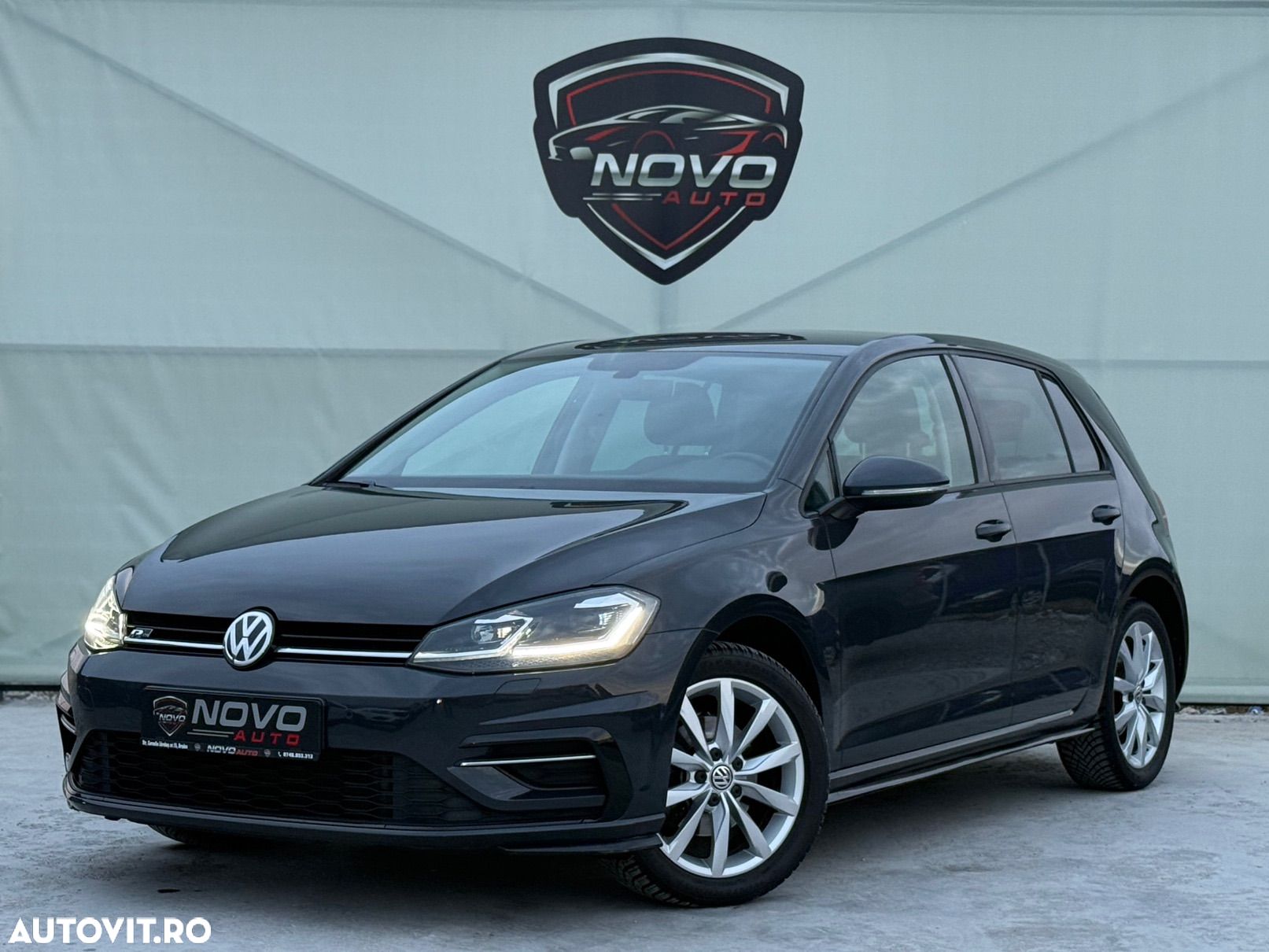 Volkswagen Golf 2.0 TDI DSG R-Line - 1