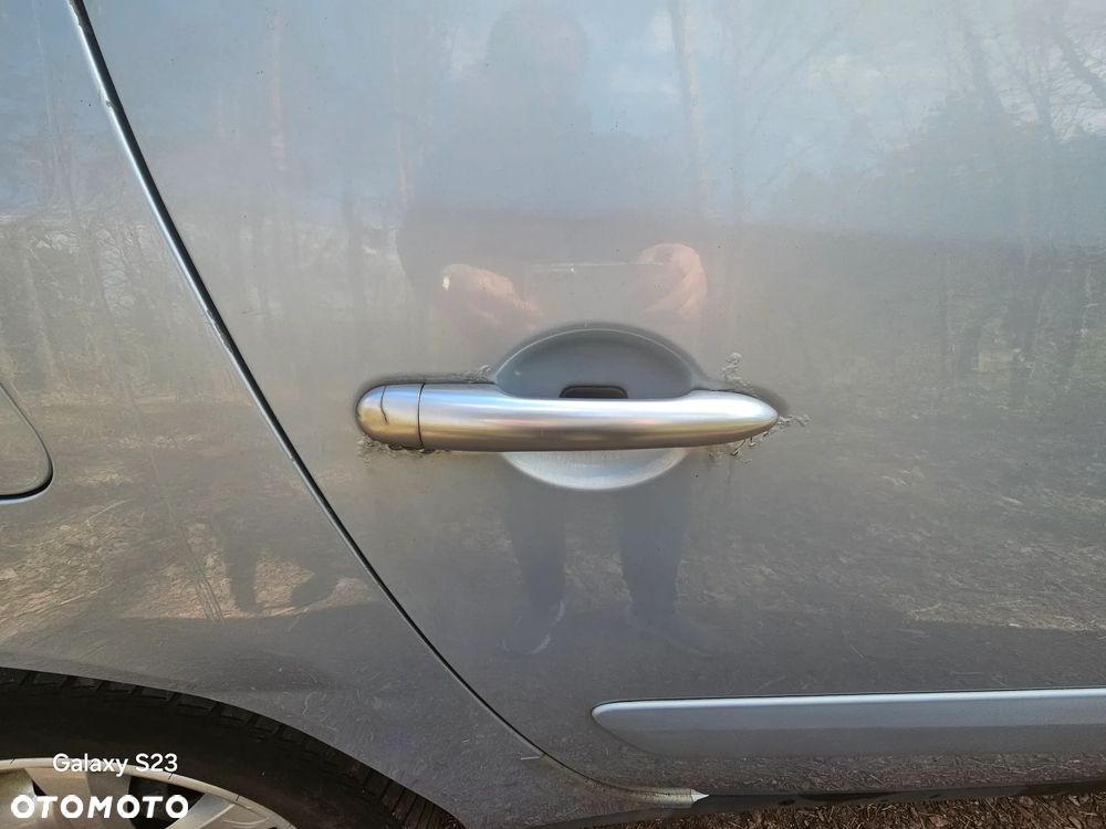 Renault Espace 3.5 Initiale - 15