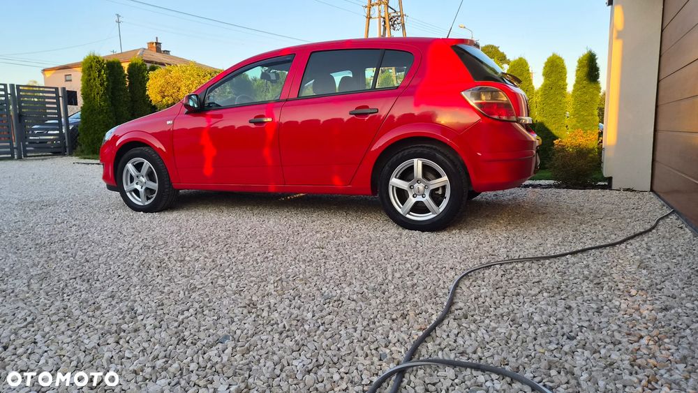 Opel Astra 1.6 Style - 8