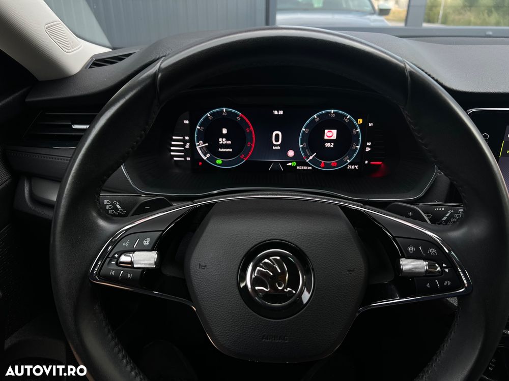 Skoda Octavia 2.0 TDI DSG First Edition - 23