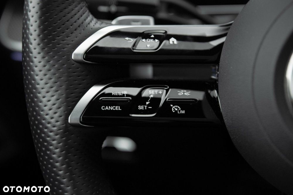 Mercedes-Benz CLE - 22