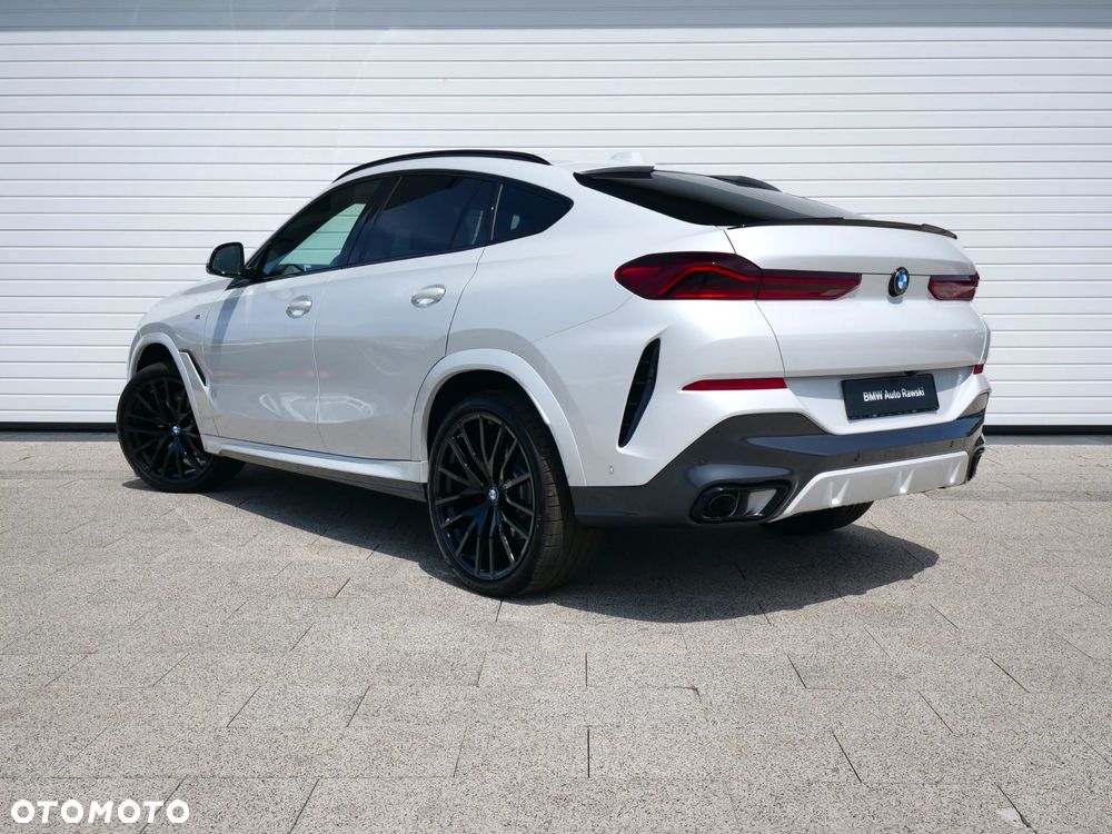 BMW X6 xDrive40d mHEV sport - 12