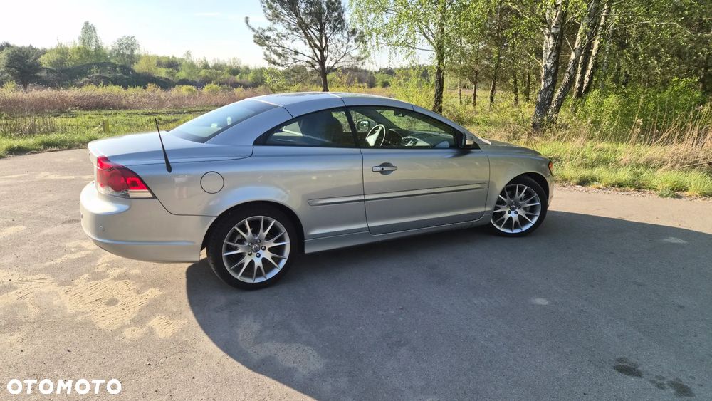 Volvo C70 2.0D Summum - 27