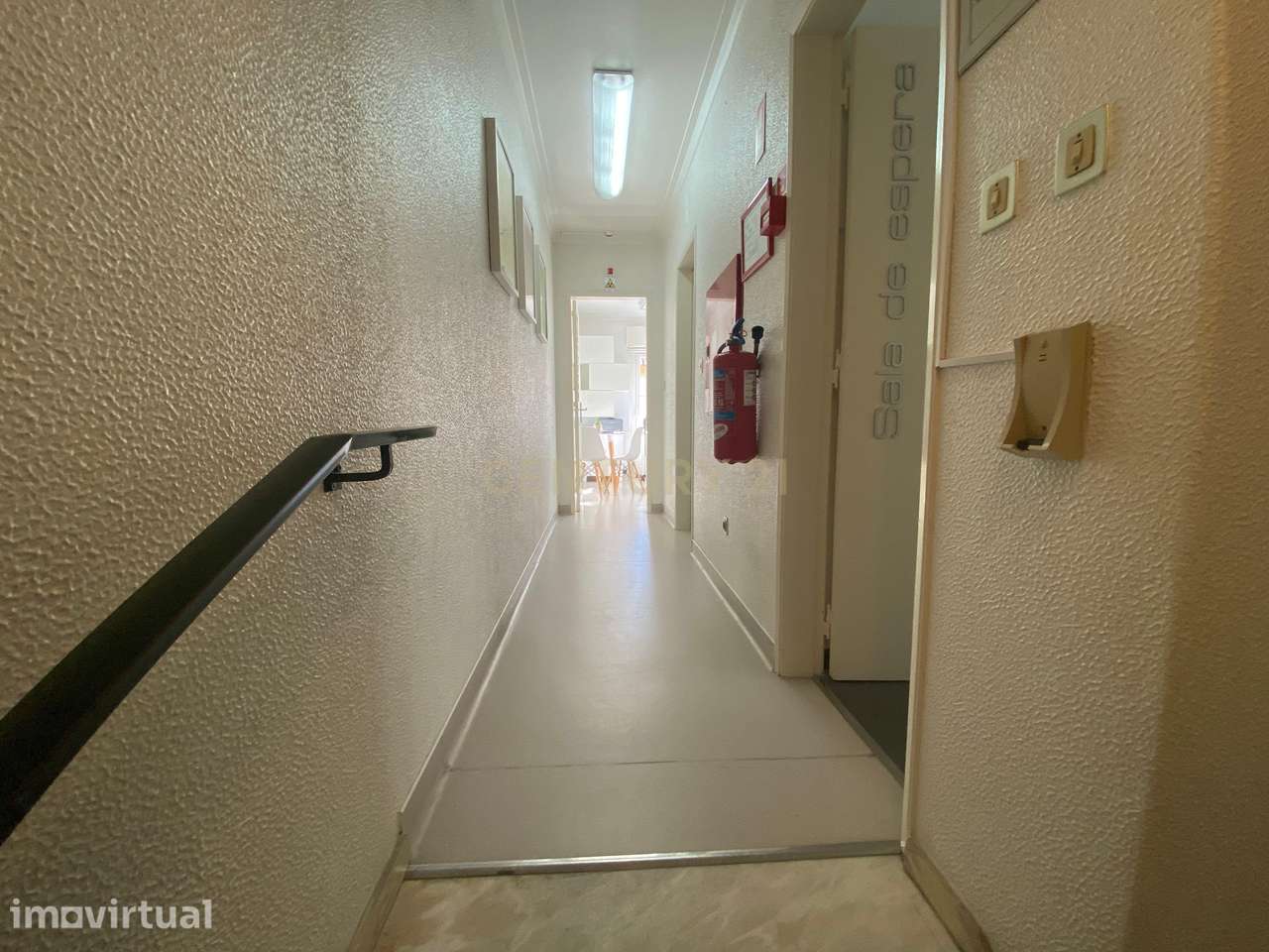 Trespasse De Clínica Dentária em Tomar - Em pleno funcionamento... - Grande imagem: 5/29