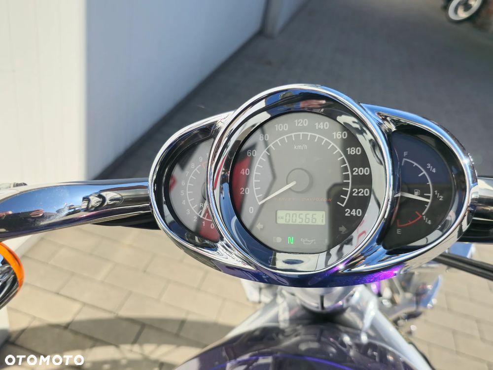 Harley-Davidson V-Rod Street Rod - 5
