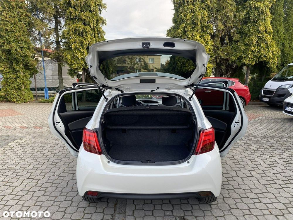 Toyota Yaris - 33