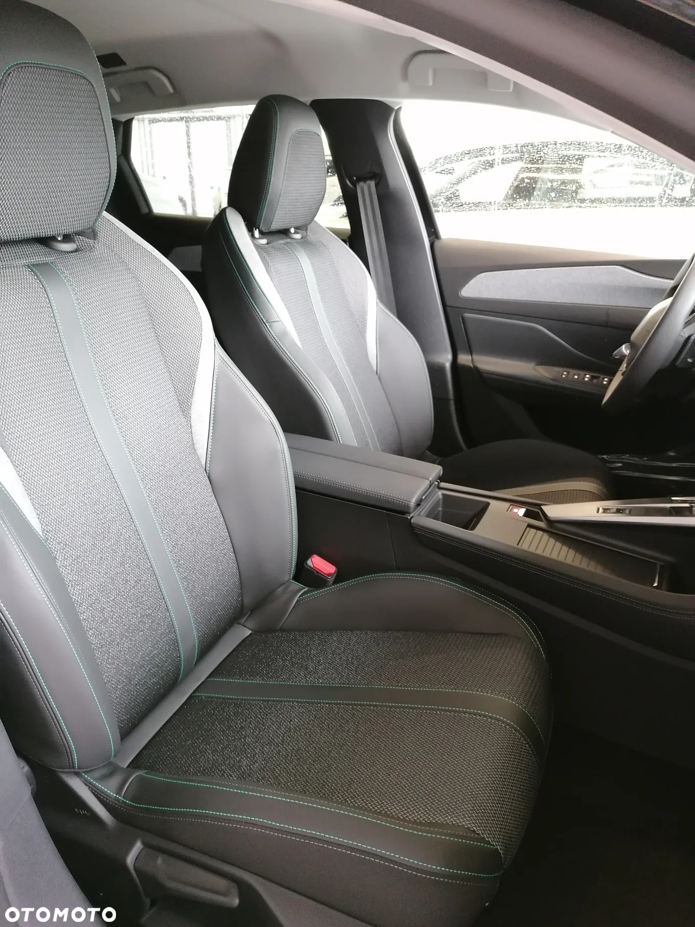 Peugeot 308 1.5 BlueHDi Allure S&S EAT8 - 14