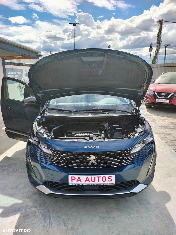 Peugeot 3008 1.2 PureTech Turbo S&S Allure - 19