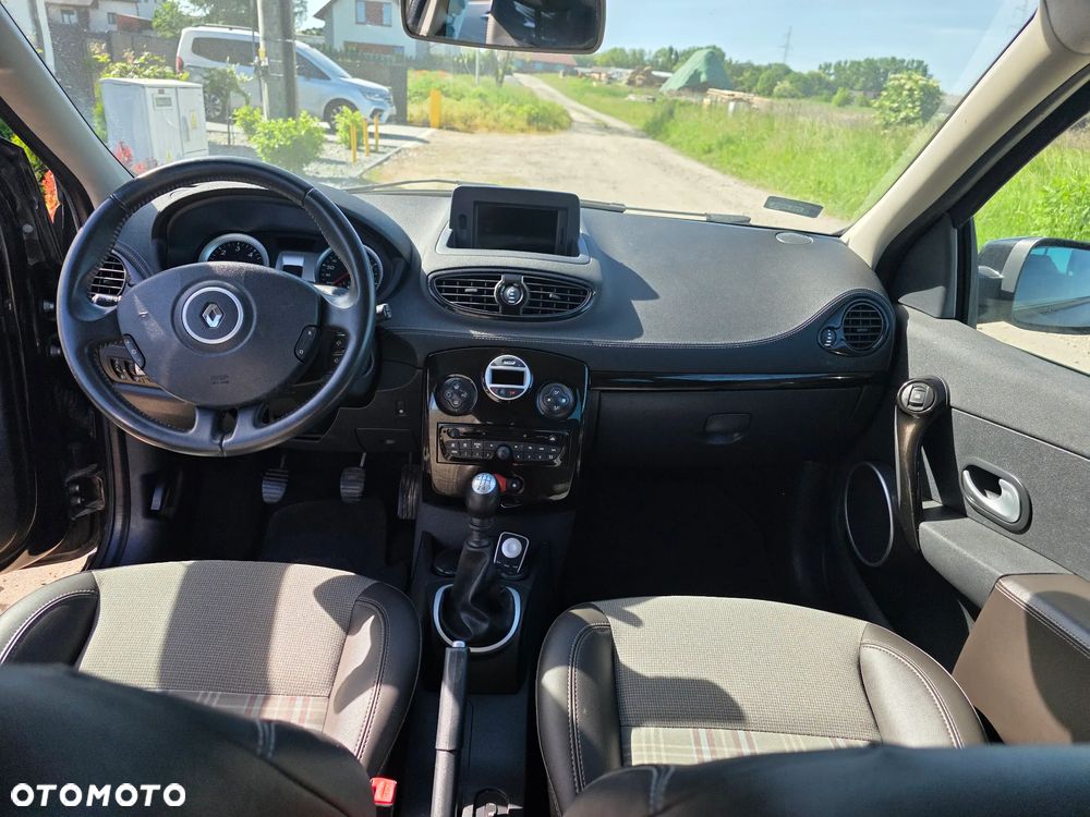 Renault Clio 1.5 dCi Dwudziestka - 5