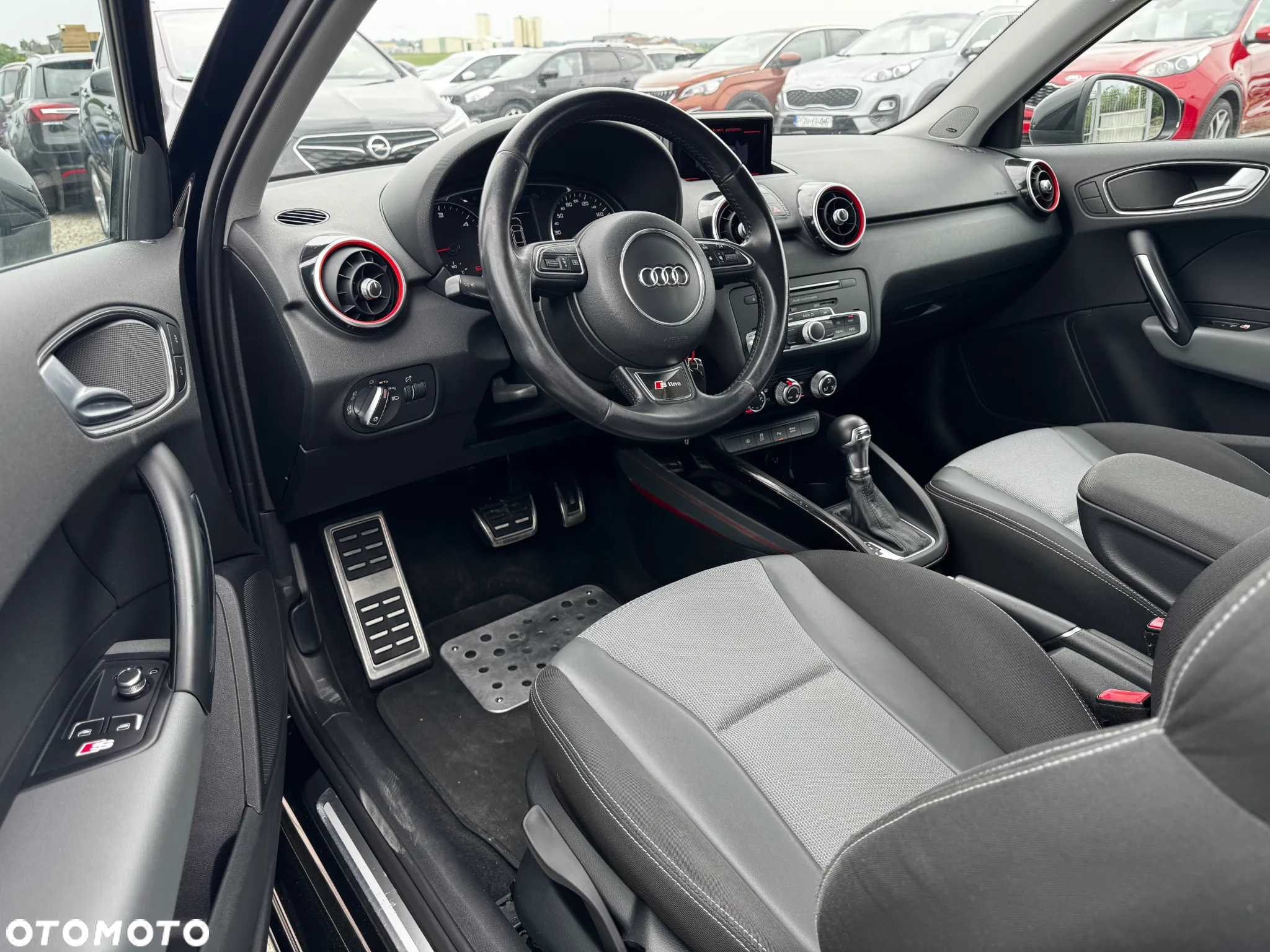 Audi A1 1.6 TDI S tronic sport - 11