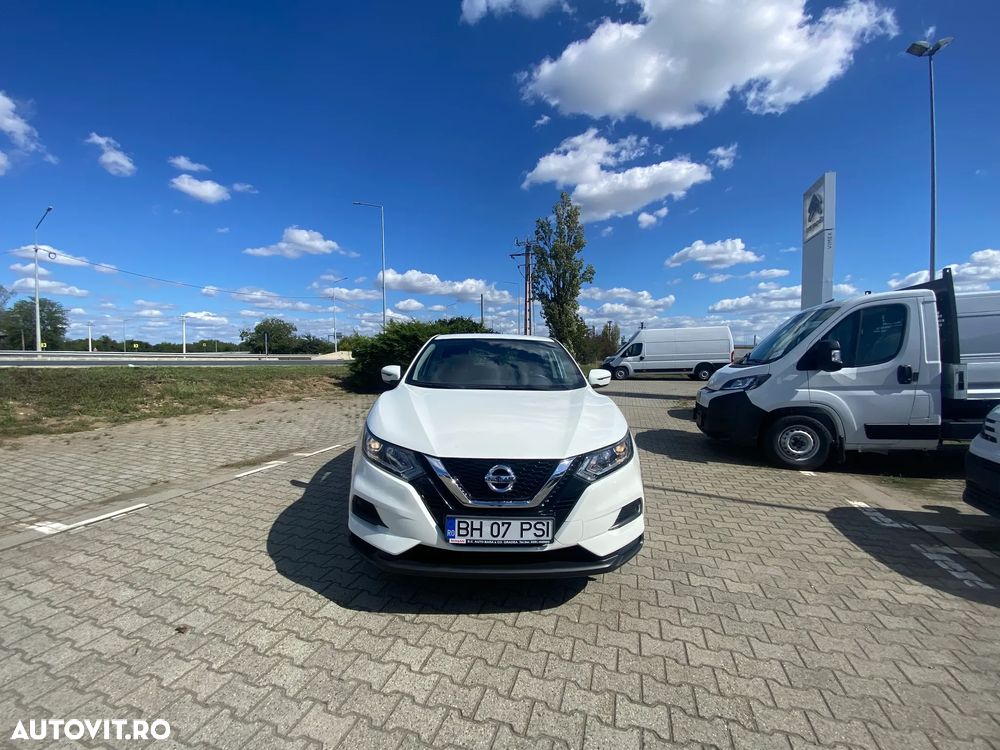Nissan Qashqai 1.3 DIG-T ACENTA - 1