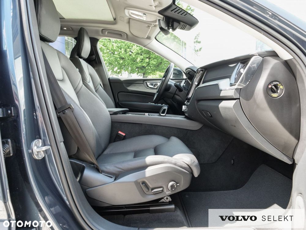 Volvo XC 60 - 33