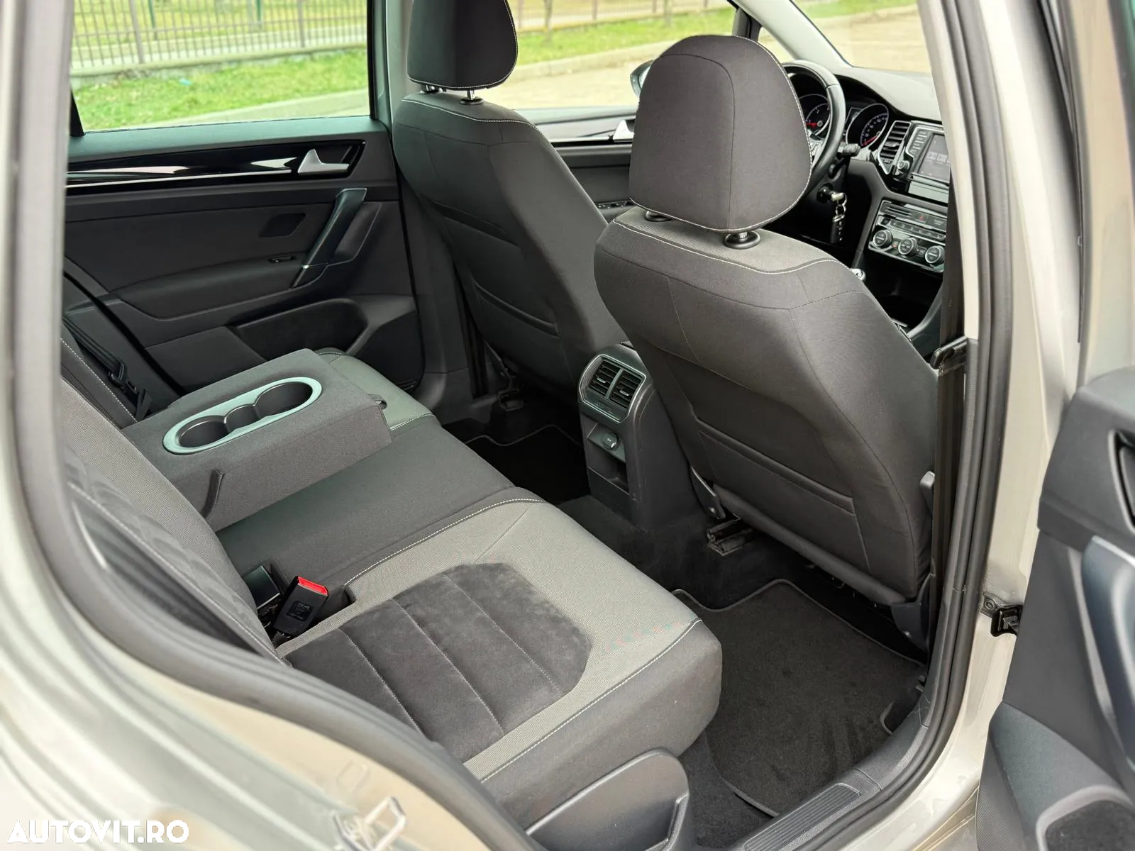 Volkswagen Golf Sportsvan 1.6 TDI (BlueMotion Technology) Comfortline - 18