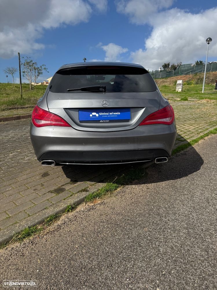 Mercedes-Benz CLA 220 d 7G-DCT - 4