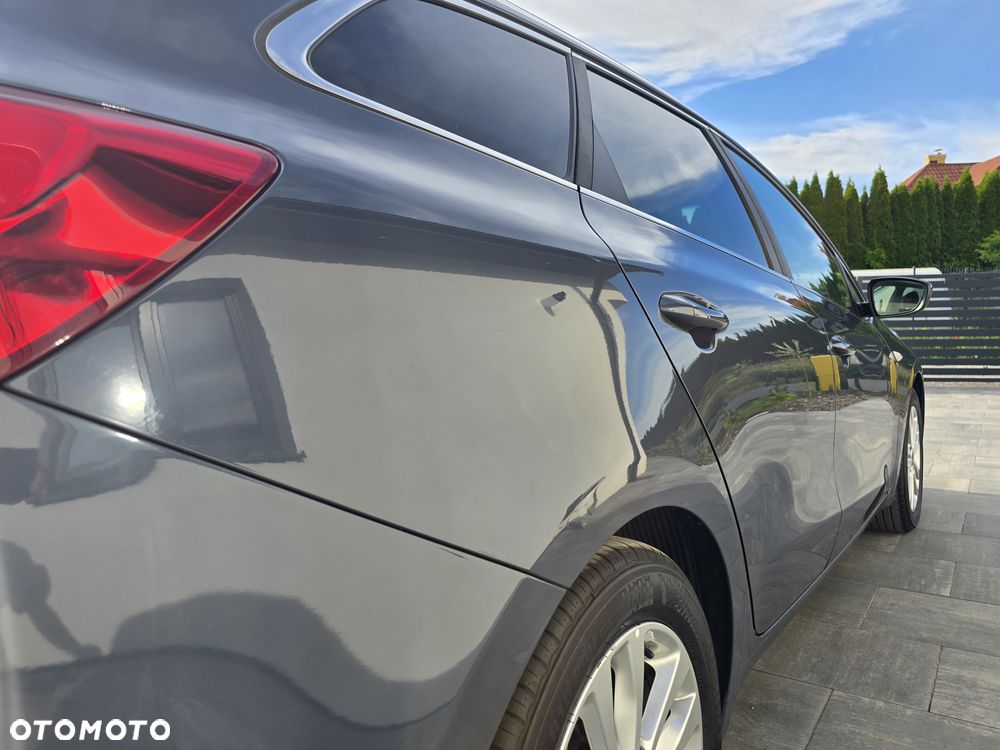 Kia Ceed 1.6 GDI Dream Team Edition - 13
