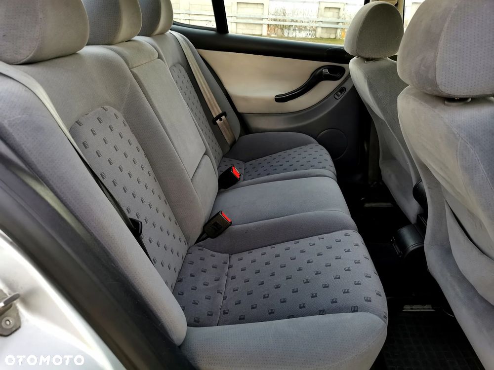 Seat Toledo 1.6 Stella - 12