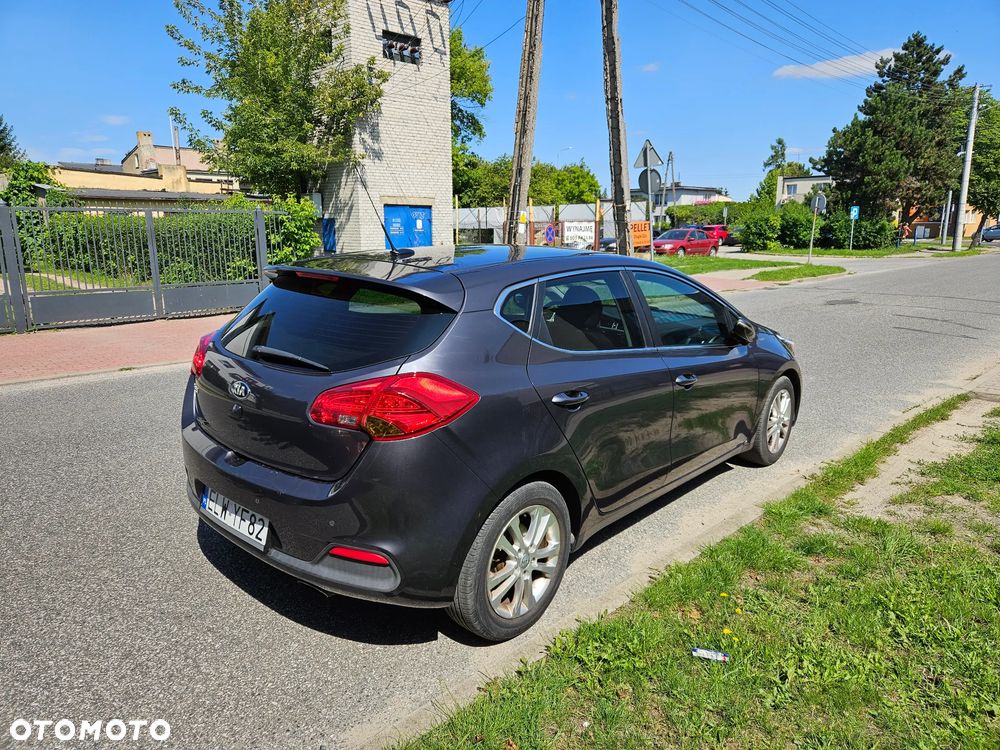 Kia Ceed 1.4 L - 4