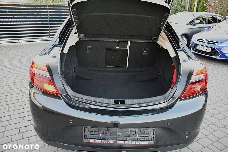 Opel Insignia 1.6 T Cosmo S&S - 22