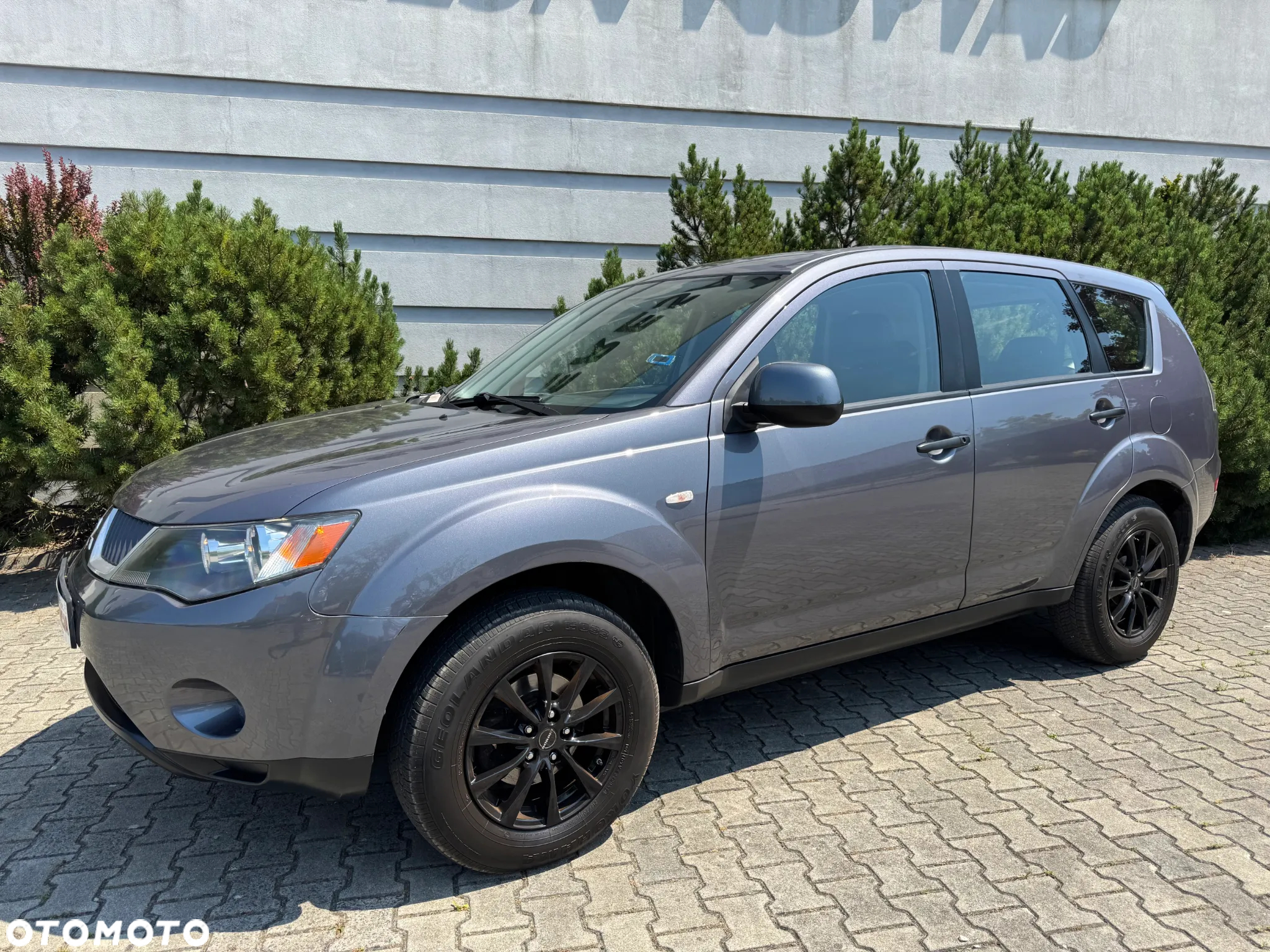 Mitsubishi Outlander 2.4 4WD Inform - 16