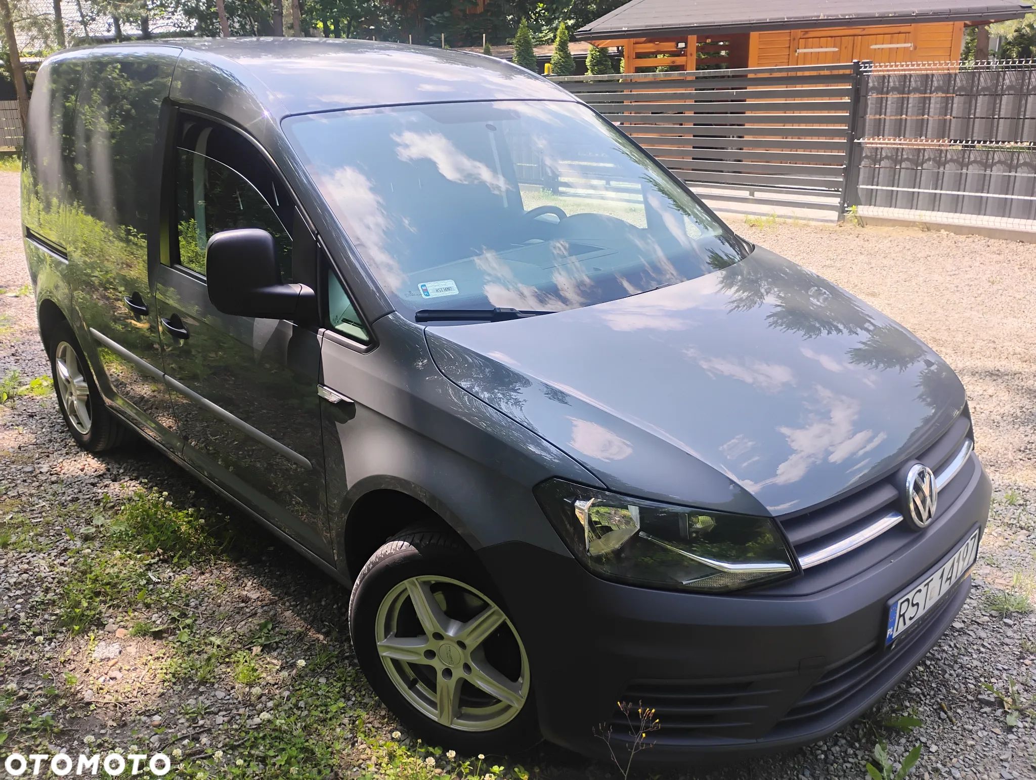 Volkswagen Caddy - 1