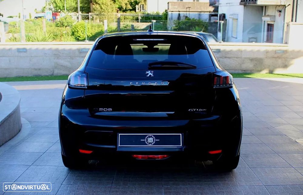 Peugeot e-208 50 kWh GT Line - 32