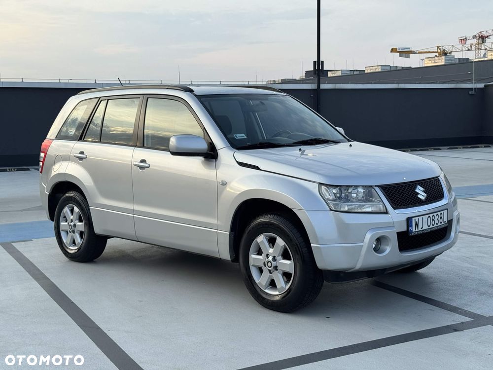 Suzuki Grand Vitara 2.0 Comfort - 15