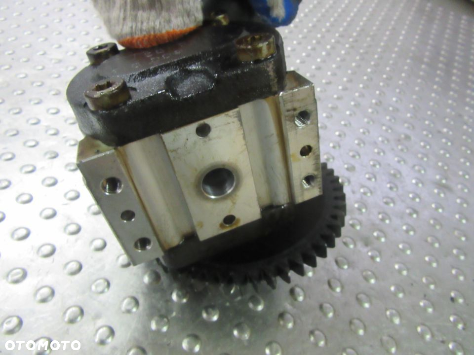 Pompa hydrauliczna Rexroth MNR0510515359 1515800013 Massey Ferguson 5710 5711 5712 5713 - 3