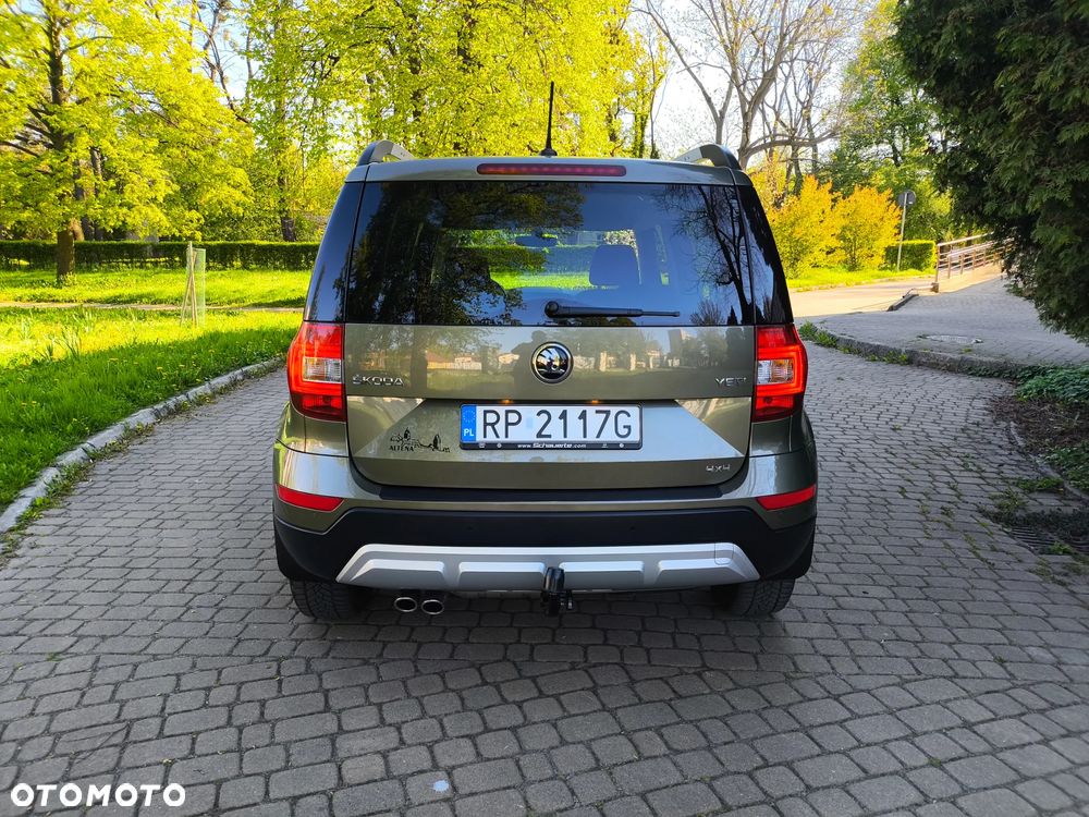 Skoda Yeti Tour Out 2.0 TDI SCR 4x4 DSG - 10