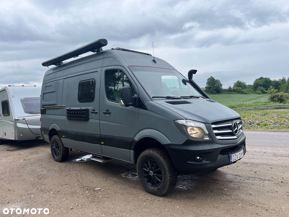 Mercedes-Benz Sprinter - 2