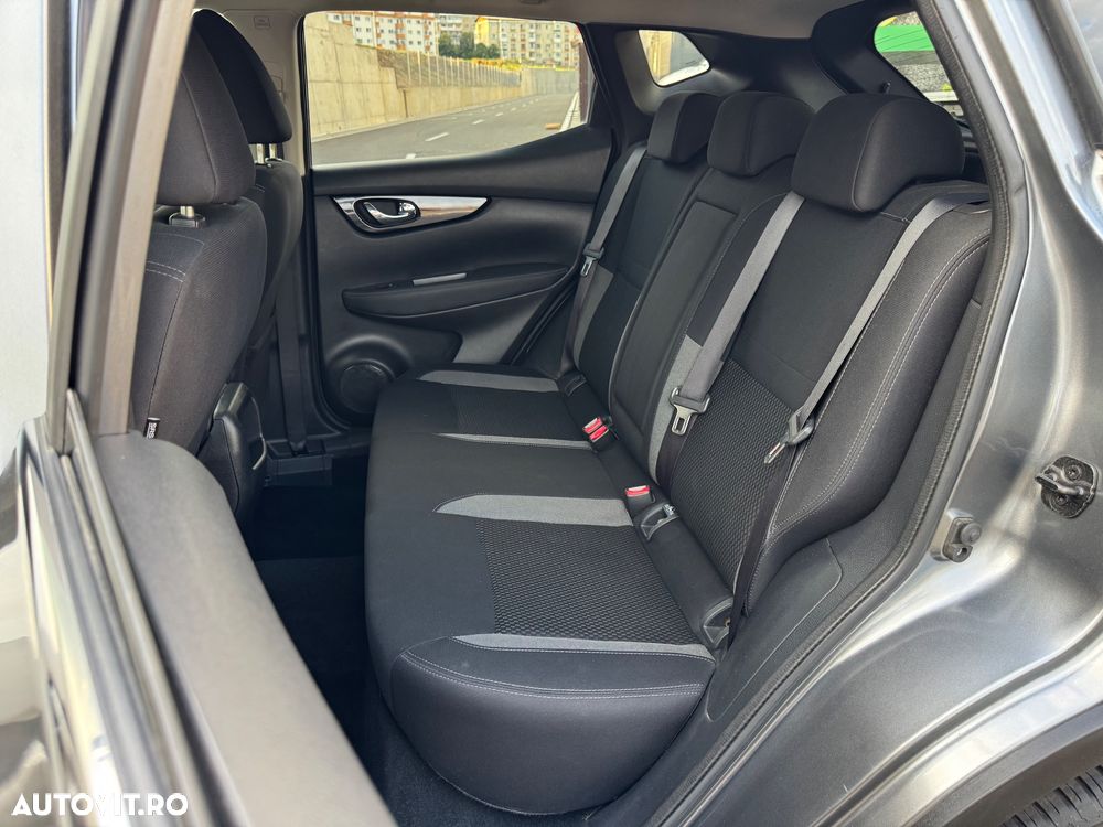 Nissan Qashqai 1.5 DCI VISIA - 12
