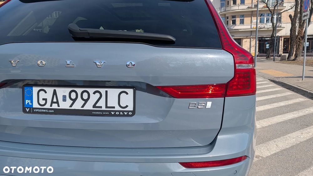 Volvo XC 60 B5 B AWD Plus Bright - 8