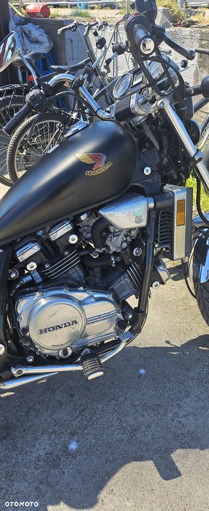 Honda VF - 10