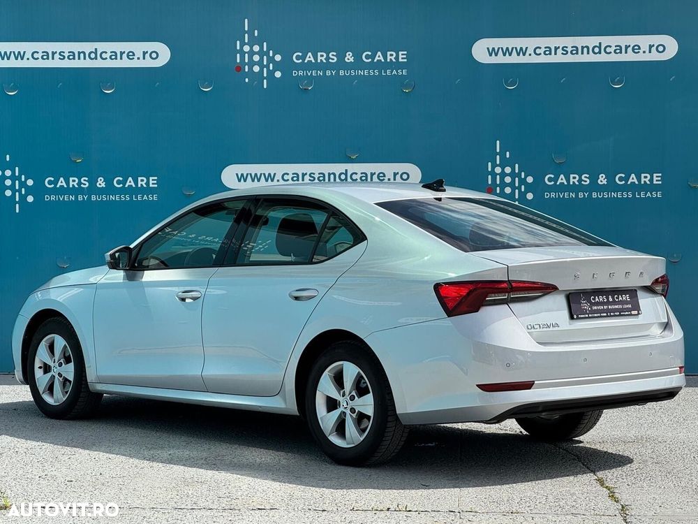 SKODA Octavia 2021 — imagine 3