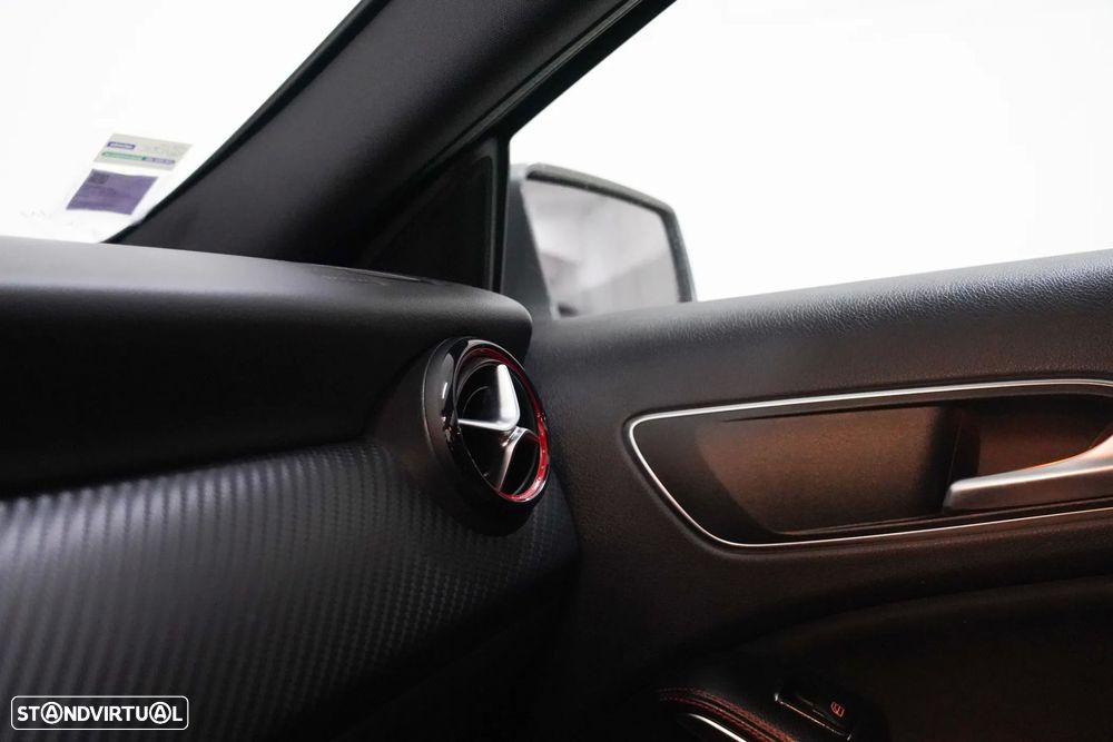 Mercedes-Benz A 45 AMG 4-Matic - 17