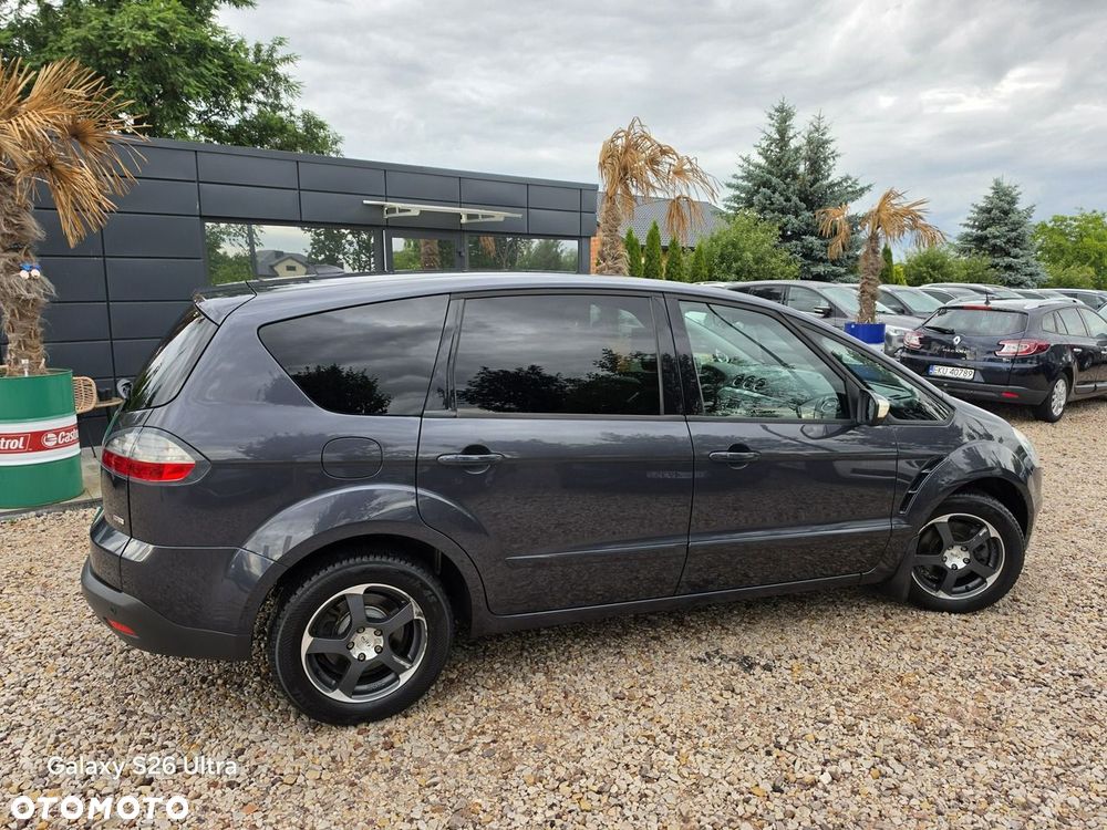 Ford S-Max - 26