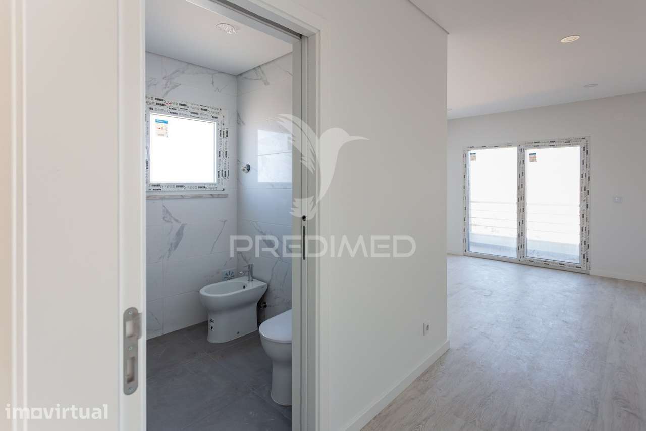 Apartamento T1 em Paio Pires – Condomínio Fechado - Grande imagem: 2/14
