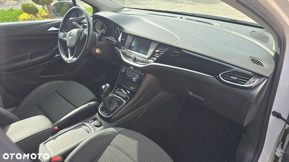 Opel Astra 1.2 T Elegance S&S - 34