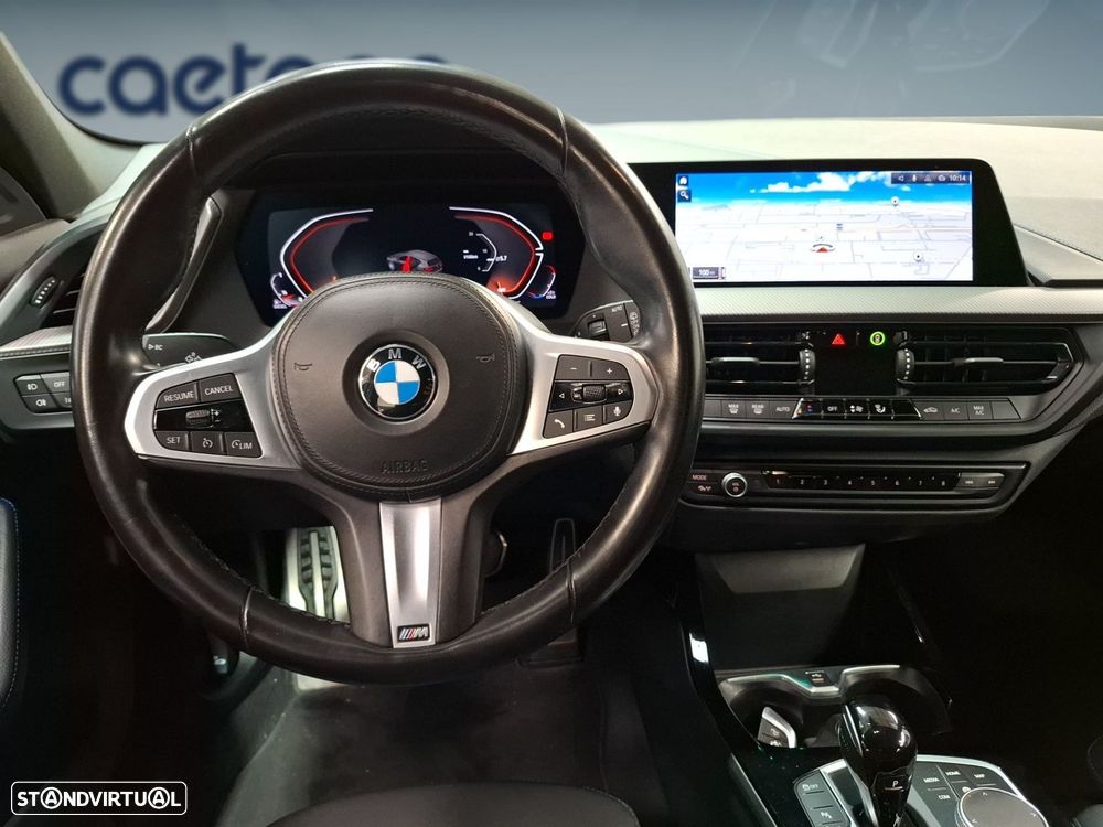 BMW 116 d Pack 50 anos M Auto - 13