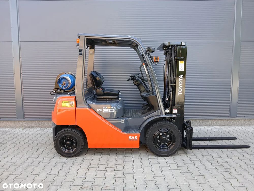 Toyota 02-8FGF20 - 2