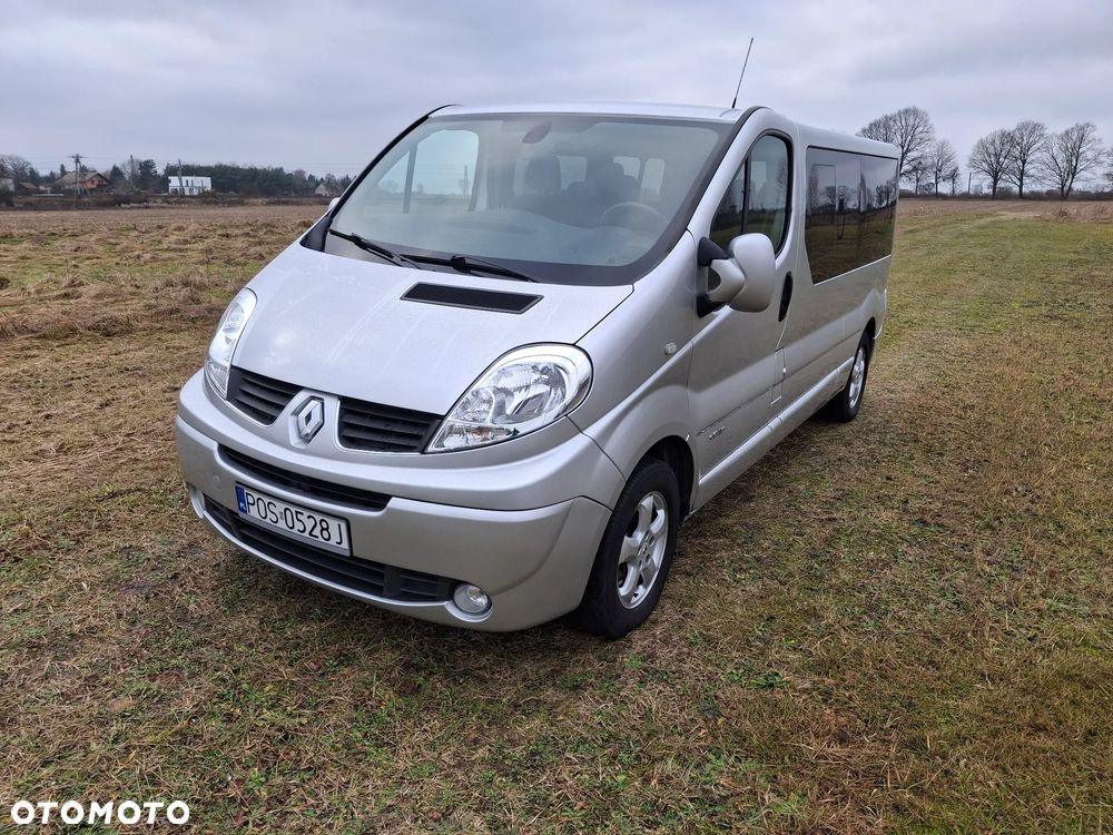Renault Trafic FAP Grand Passenger Black Edition - 8
